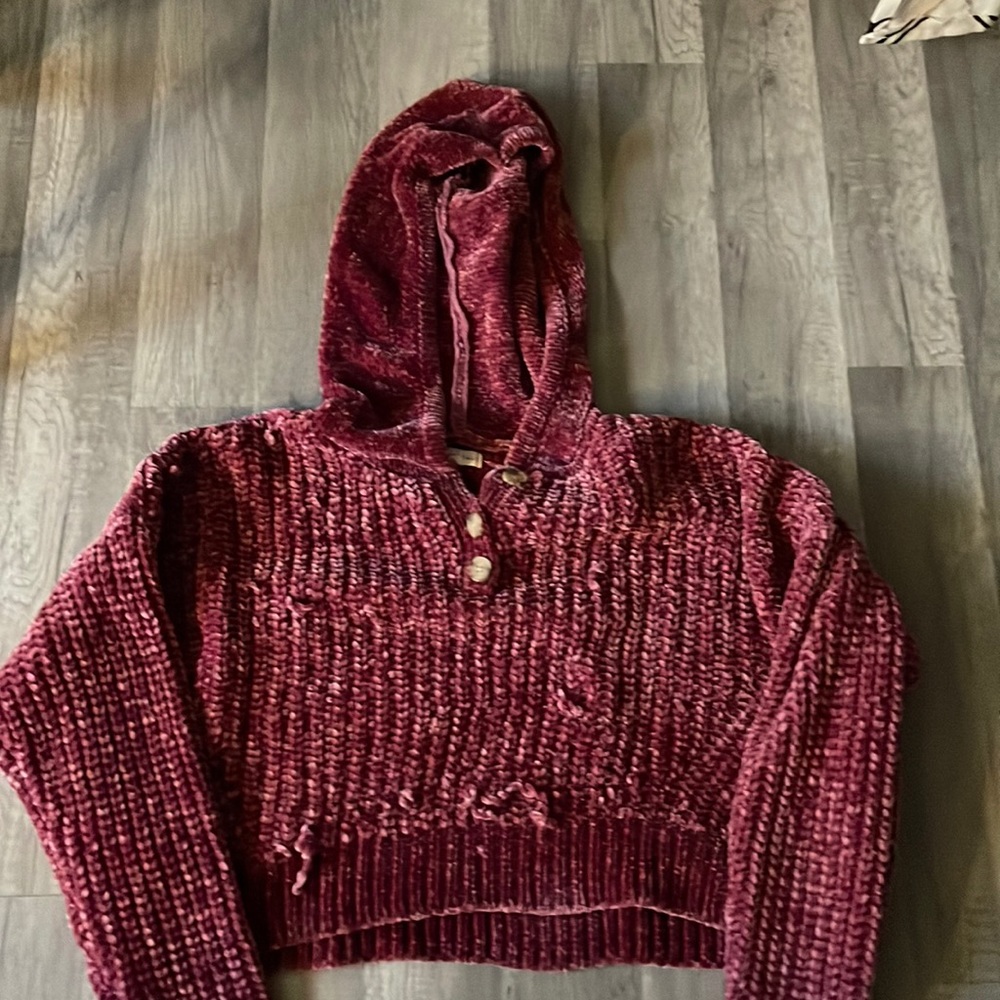 Aeropostale cropped sweater with hood